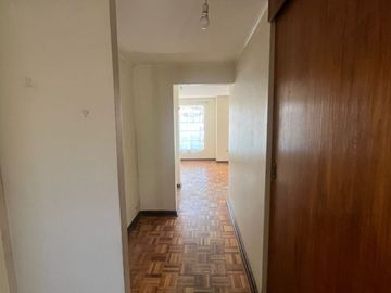 CASA EN VENTA - EXCELENTE UBICACION - LA SERENA