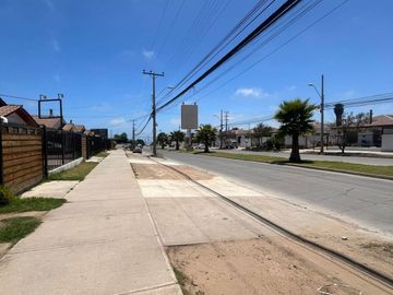 CASA EN VENTA - EXCELENTE UBICACION - LA SERENA