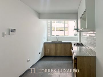 Venta de Departamento Dúplex de estreno con 2 habitaciones, en San Isidro, no paga alcabala. Excelentes acabados. ¡¡Aproveche esta ocasión!!