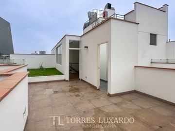 Venta de Departamento Dúplex de estreno con 2 habitaciones, en San Isidro, no paga alcabala. Excelentes acabados. ¡¡Aproveche esta ocasión!!