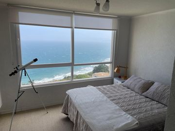 Departamento en condominio frente al mar