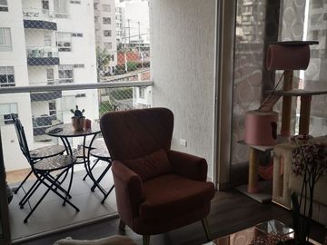 AMPLIO APARTAMENTO DE 115M2 EN SECTOR GUAYACANES CON ASCENSOR