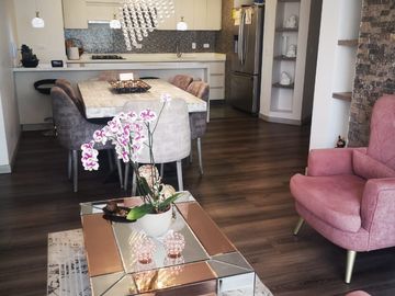 AMPLIO APARTAMENTO DE 115M2 EN SECTOR GUAYACANES CON ASCENSOR