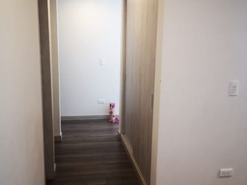 AMPLIO APARTAMENTO DE 115M2 EN SECTOR GUAYACANES CON ASCENSOR