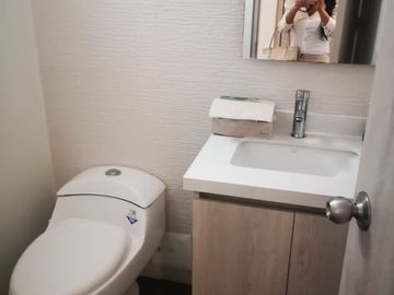 AMPLIO APARTAMENTO DE 115M2 EN SECTOR GUAYACANES CON ASCENSOR