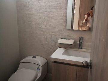 AMPLIO APARTAMENTO DE 115M2 EN SECTOR GUAYACANES CON ASCENSOR