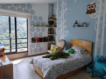Vendo hermosa casa en conjunto cerrado en sector La Florida de 149m2.