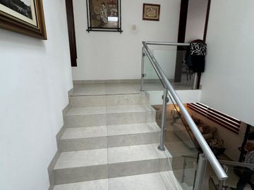 Preciosa casa en venta en Residencial Santa Lucía con espacios muy amplios