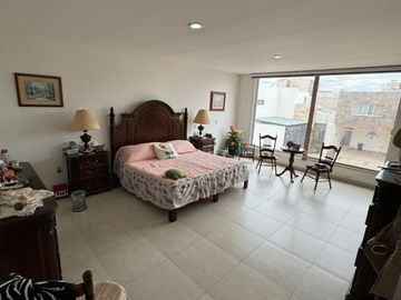Preciosa casa en venta en Residencial Santa Lucía con espacios muy amplios