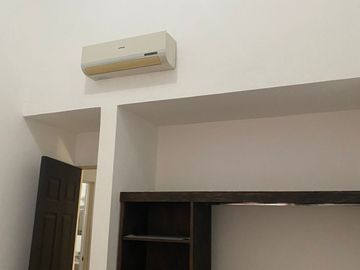 SE VENDE CASA EN FRACCIONAMIENTO EN Almería, Almería, Apodaca, N.L., México