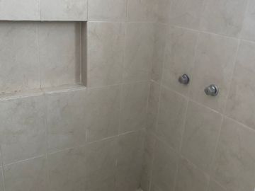 SE VENDE CASA EN FRACCIONAMIENTO EN Almería, Almería, Apodaca, N.L., México