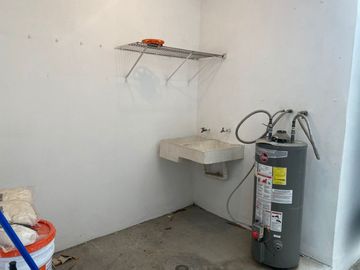 SE VENDE CASA EN FRACCIONAMIENTO EN Almería, Almería, Apodaca, N.L., México