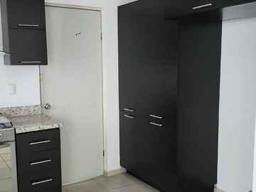 SE VENDE CASA EN FRACCIONAMIENTO EN Almería, Almería, Apodaca, N.L., México