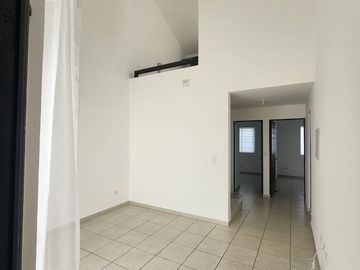 SE VENDE CASA EN FRACCIONAMIENTO EN Almería, Almería, Apodaca, N.L., México