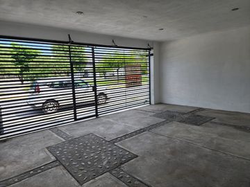 SE VENDE CASA EN FRACCIONAMIENTO EN Almería, Almería, Apodaca, N.L., México