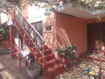 ¡VENTA! CASA DE 150m2 FRENTE A PARQUE - COMAS🌻🌻🌻
