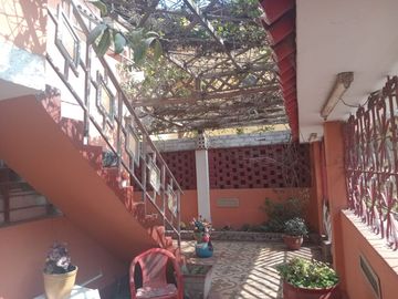 ¡VENTA! CASA DE 150m2 FRENTE A PARQUE - COMAS🌻🌻🌻