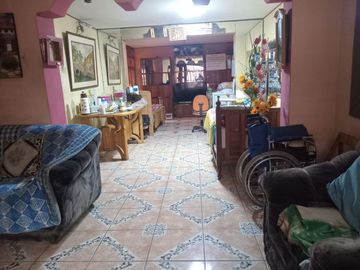 ¡VENTA! CASA DE 150m2 FRENTE A PARQUE - COMAS🌻🌻🌻