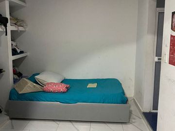 CASA REMODELADA EN VENTA BARRIO LA CAROLINA