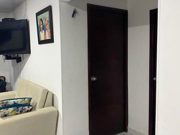 CASA REMODELADA EN VENTA BARRIO LA CAROLINA