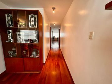 VENTA DE DEPARTAMENTO DÚPLEX 190.40 m2. MONTERRICO – SURCO ZONA TRANQUILA Y CÉNTRICA.