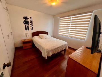 VENTA DE DEPARTAMENTO DÚPLEX 190.40 m2. MONTERRICO – SURCO ZONA TRANQUILA Y CÉNTRICA.