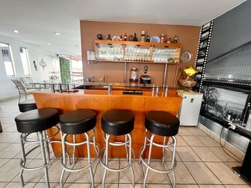 VENTA DE DEPARTAMENTO DÚPLEX 190.40 m2. MONTERRICO – SURCO ZONA TRANQUILA Y CÉNTRICA.