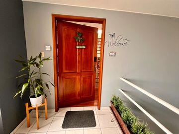 VENTA DE DEPARTAMENTO DÚPLEX 190.40 m2. MONTERRICO – SURCO ZONA TRANQUILA Y CÉNTRICA.
