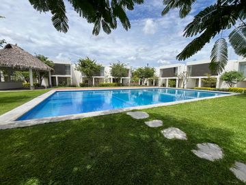 CASA EN VENTA, A 12 MIN. DE SIX FLAGS OAXTEPEC, MORELOS