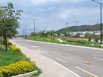 CASA EN VENTA, A 12 MIN. DE SIX FLAGS OAXTEPEC, MORELOS