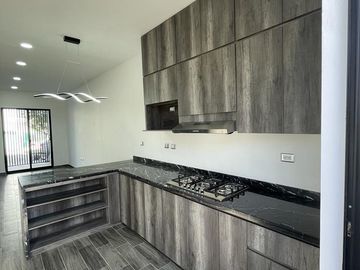 Casa en venta en Clúster Aguascalientes, Lomas de Angelópolis Puebla