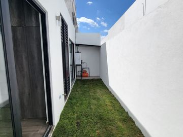 Casa en venta en Clúster Aguascalientes, Lomas de Angelópolis Puebla