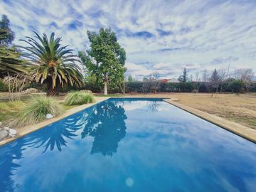 Casa impecable  en parcela