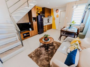 La Aldea model unit