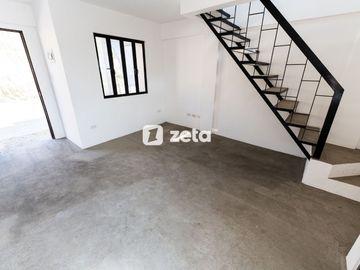 Familia Verde model unit
