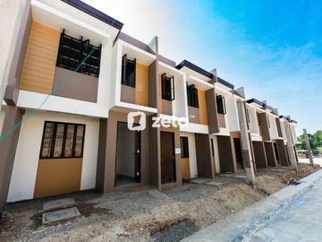 Familia Verde model unit
