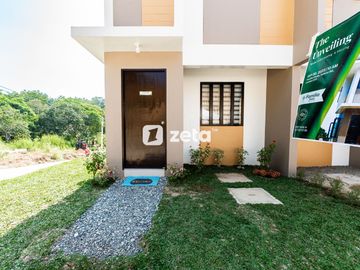 Familia Verde model unit