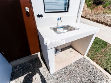 Familia Verde model unit