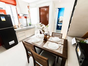 Familia Verde model unit