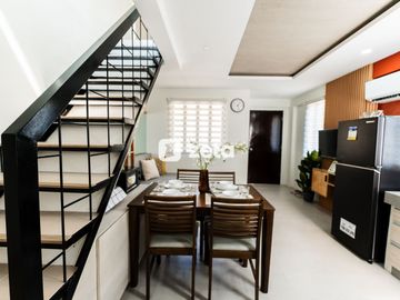 Familia Verde model unit