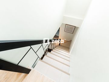 Familia Verde model unit