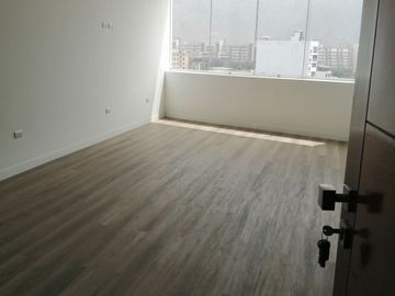 Departamento en Venta en Mayorazgo, Límite con La Molina, 3 dormitorios, vista a parque