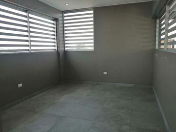 Departamento en Venta en Mayorazgo, Límite con La Molina, 3 dormitorios, vista a parque