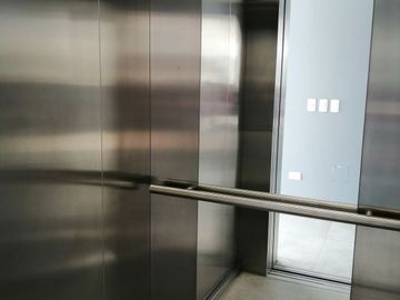 Departamento en Venta en Mayorazgo, Límite con La Molina, 3 dormitorios, vista a parque