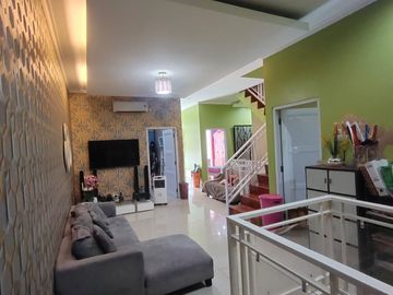 Jual Rumah Komplek Pesona Khayangan Mungil 1 Sukmajaya Depok  Full Furnished