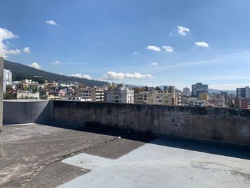 Venta suite Mariana de Jesus y Av. América
