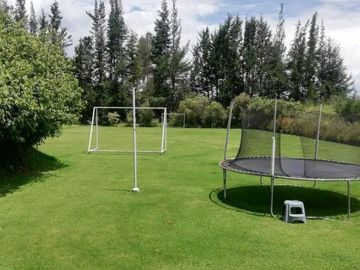 Casa Quinta con Amplio Terreno en Venta. Pifo, a 15 Min del Aeropuerto de Quito.