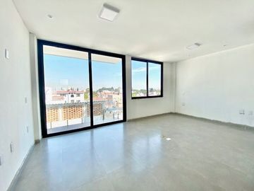 Departamento estilo Loft, nuevo segundo piso en Venta en Av. Inglaterra