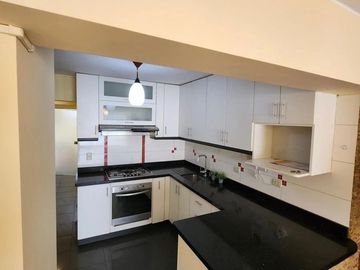 VENDO DEPARTAMENTO DUPLEX – SAN BORJA