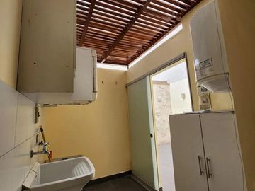 VENDO DEPARTAMENTO DUPLEX – SAN BORJA